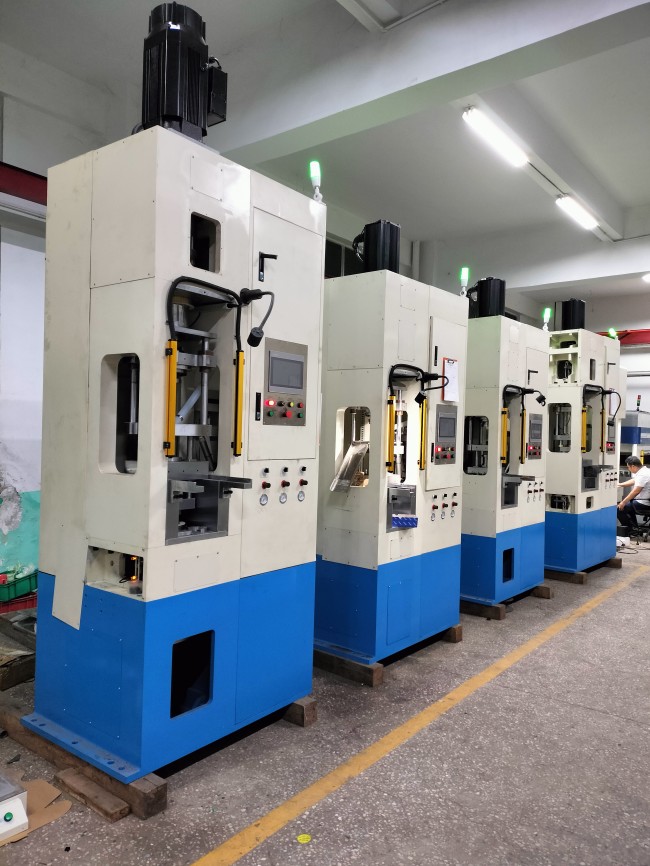 伺服粉末成型機(jī)-新材料、新技術(shù)、新工藝
