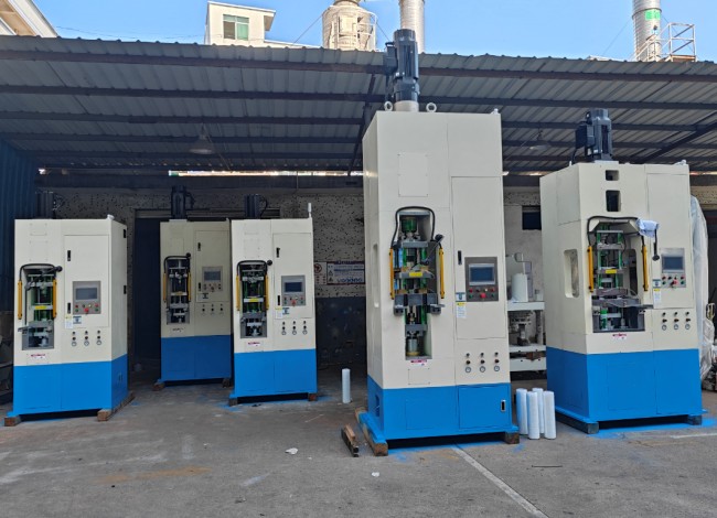 伺服粉末成型機在新能源車、儲能、風電、光伏上的應(yīng)用
